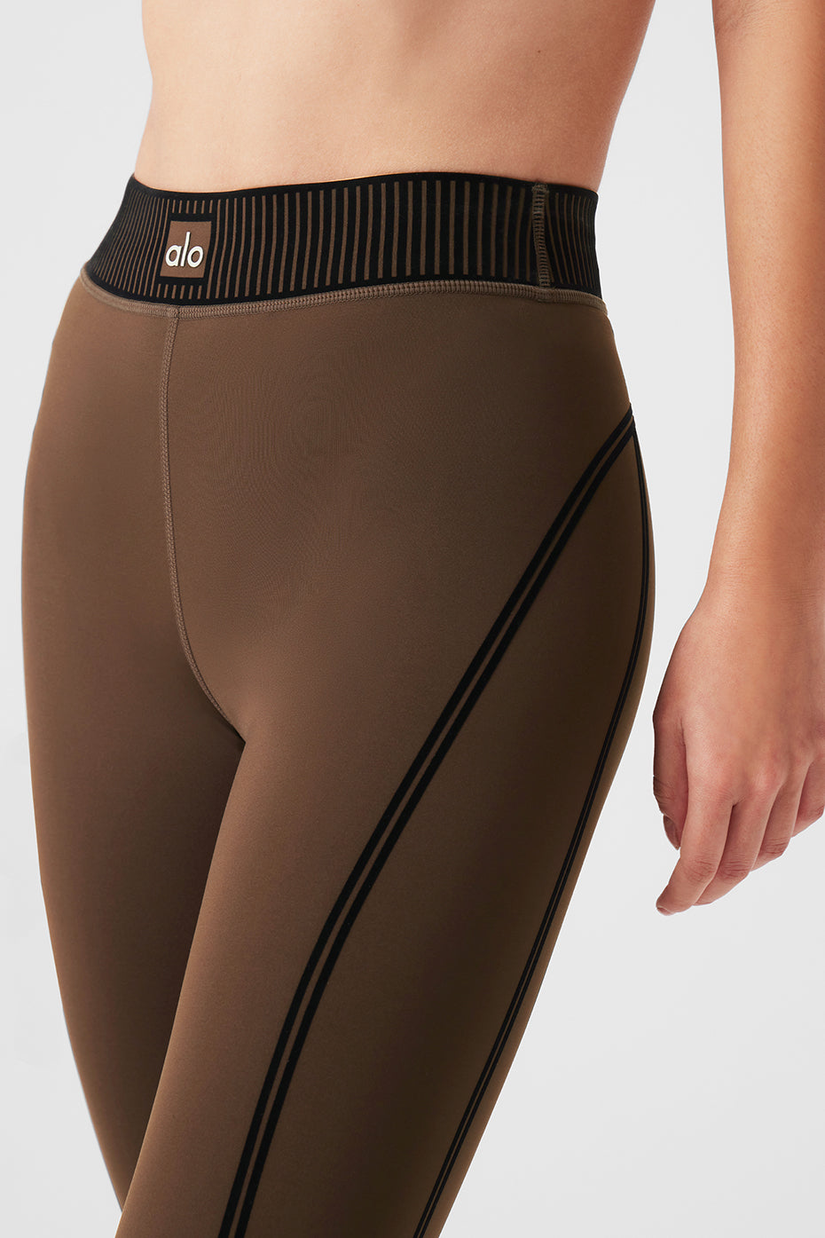 Airlift High-Waist 7/8 Line Up Legging