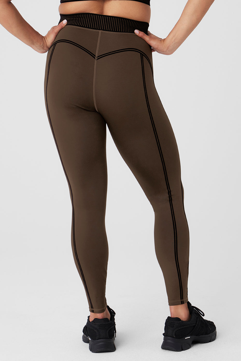 Airlift High-Waist 7/8 Line Up Legging