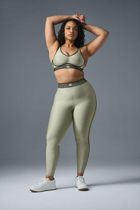 Airlift High-Waist 7/8 Line Up Legging