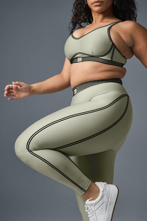 Airlift High-Waist 7/8 Line Up Legging