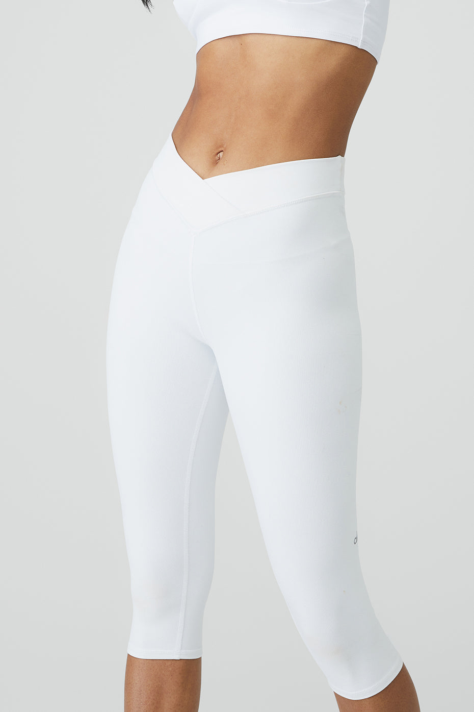 Airbrush V-Cut Define Capri