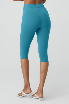 Airbrush V-Cut Define Capri