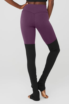 Airbrush High-Waist Goddess Legging in purple and black with scrunchable bottoms for studio or street wear.
