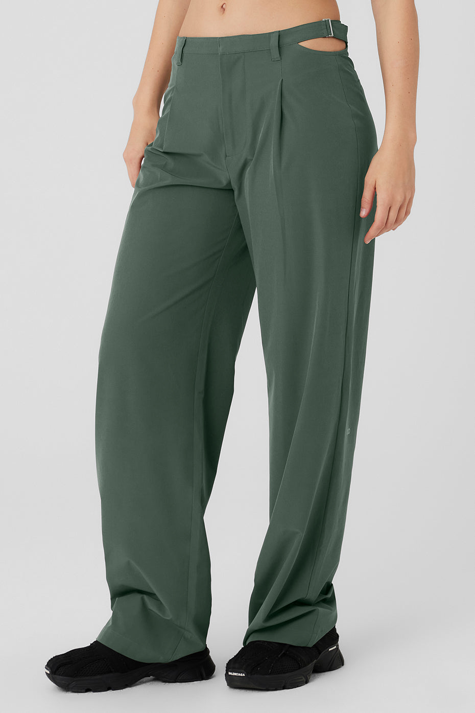 Mid-Rise Showdown Trouser