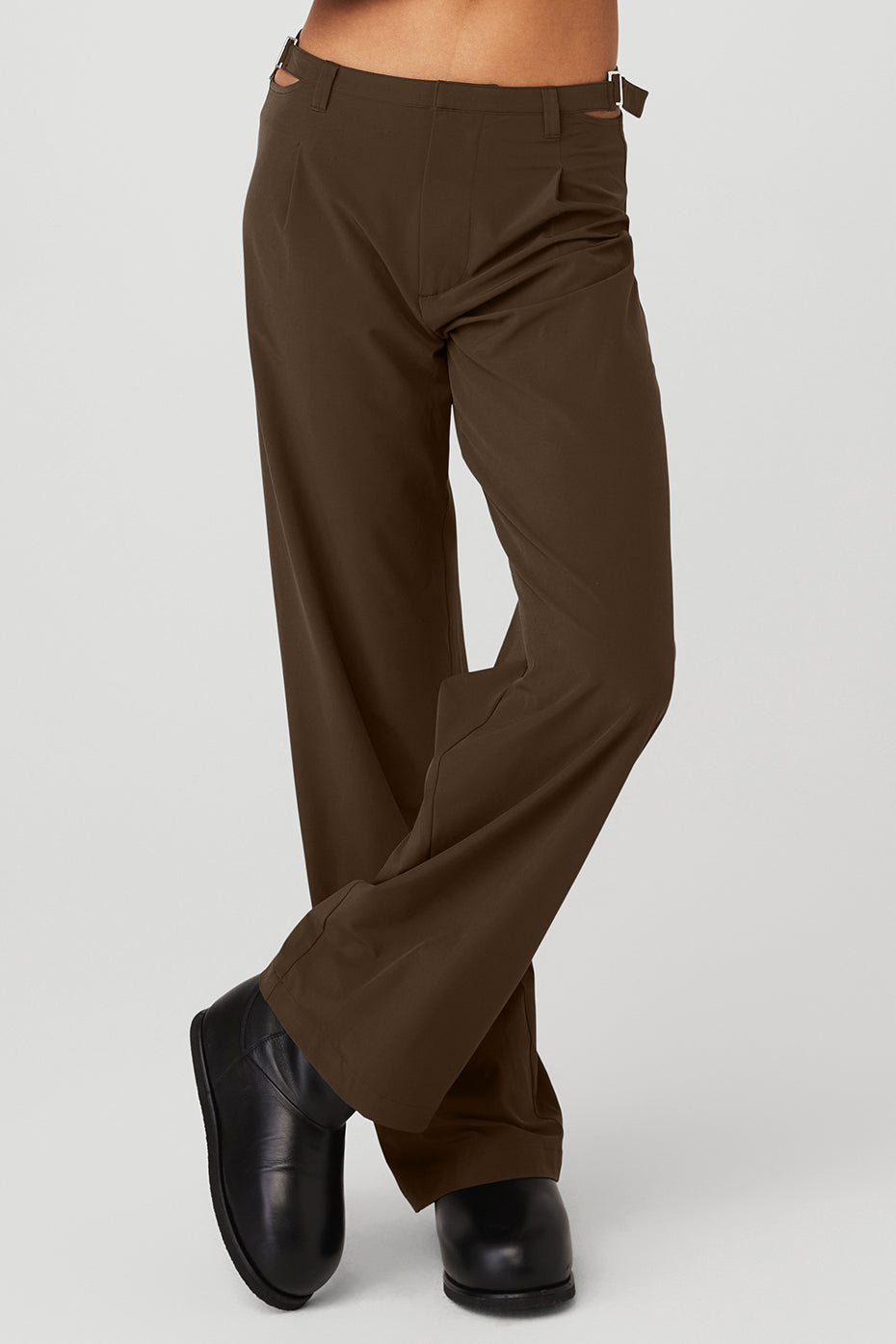 Mid-Rise Showdown Trouser