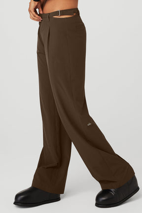 Mid-Rise Showdown Trouser
