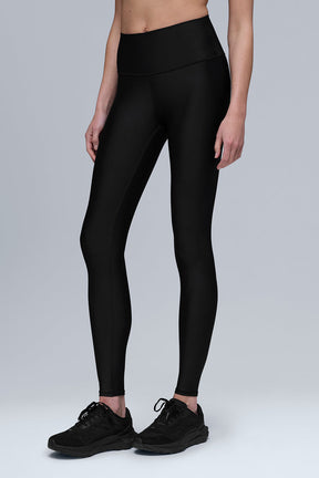 Airlift Winter Warm High-Waist Legging featuring a second-skin fit with brushed interior for breathability.