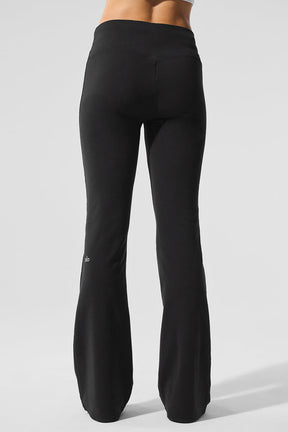 Sway Bootcut Sweatpant in black featuring a sweetheart back yoke and boot cut for a flattering fit.