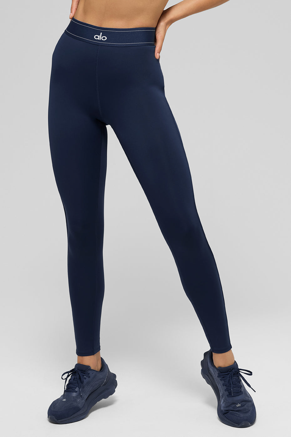 Airlift high-waist Suit Up legging in navy blue featuring boxer-style waistband and body-contouring piping.