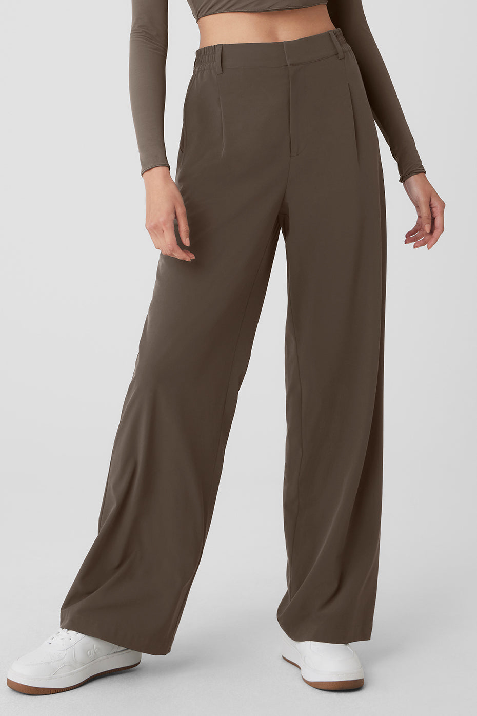 High-waist pursuit trousers with a relaxed wide-leg fit and classic details, perfect for work to weekend transitions.