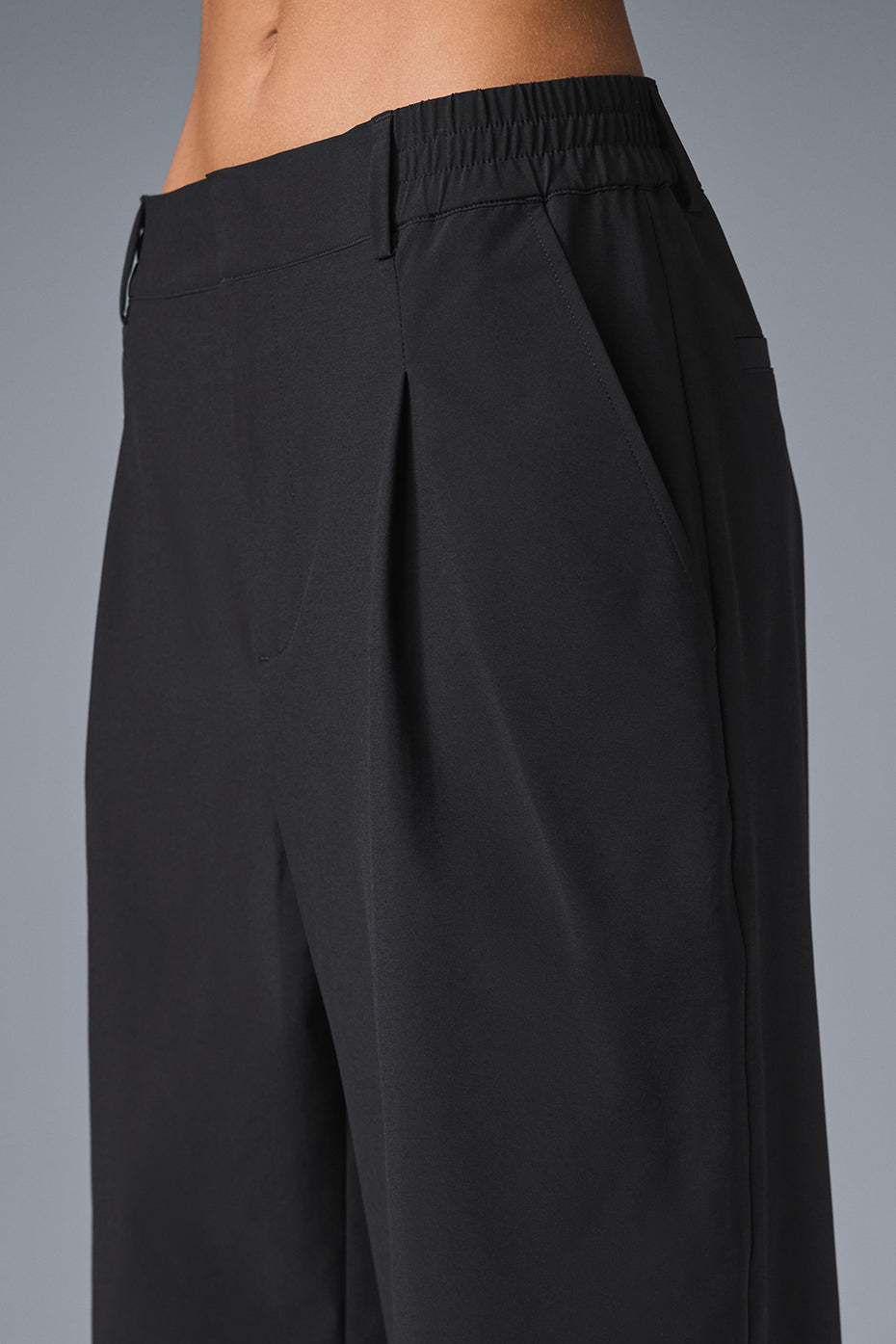 High-Waist Pursuit Trouser (Regular)