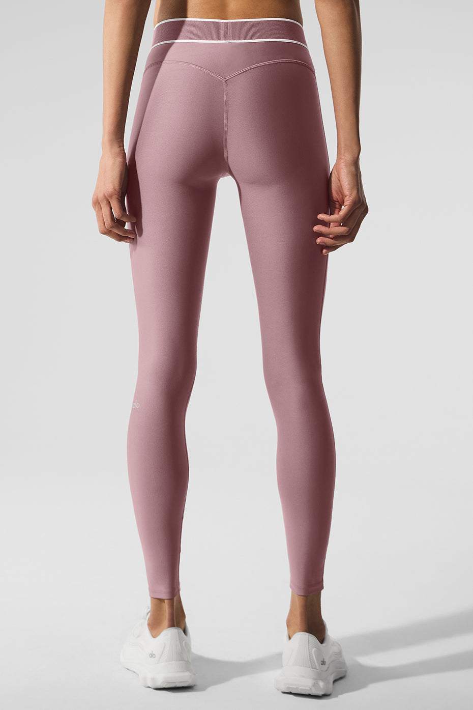 Airlift High-Waist Alignment Legging