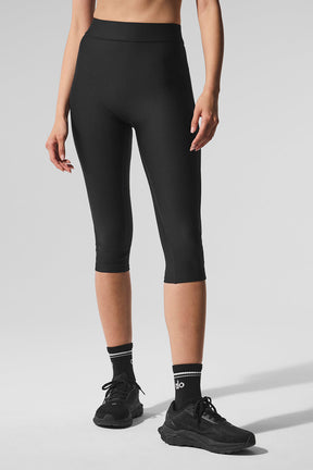 Airlift Mesh High-Waist Just Right Capri