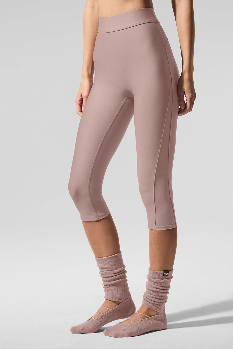 Airlift Mesh High-Waist Just Right Capri