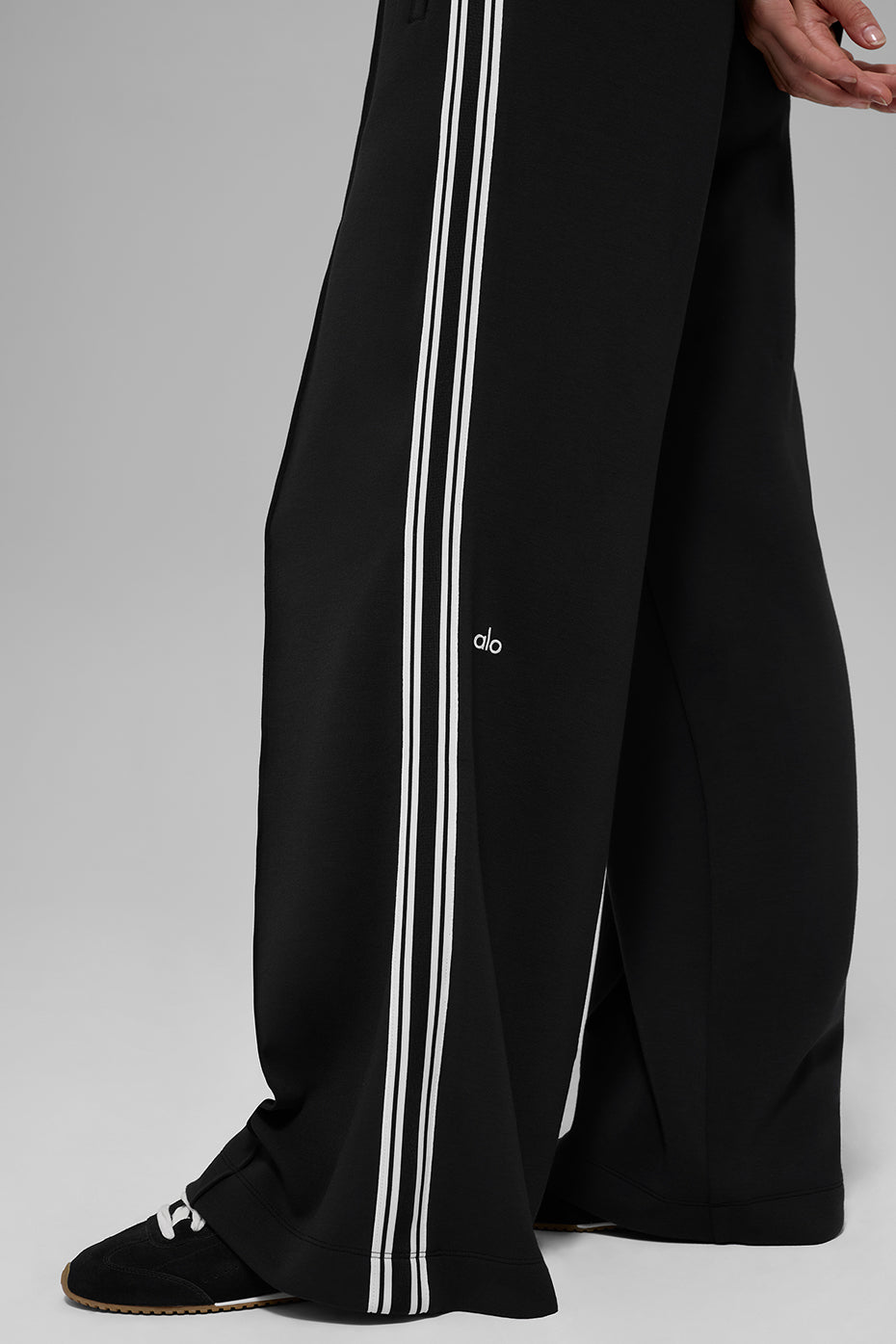 Track Star Wide Leg Pant (Regular)