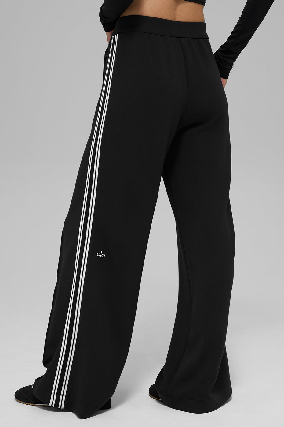 Track Star Wide Leg Pant (Regular)