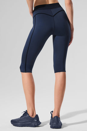 Airlift High-Waist Line Up Capri