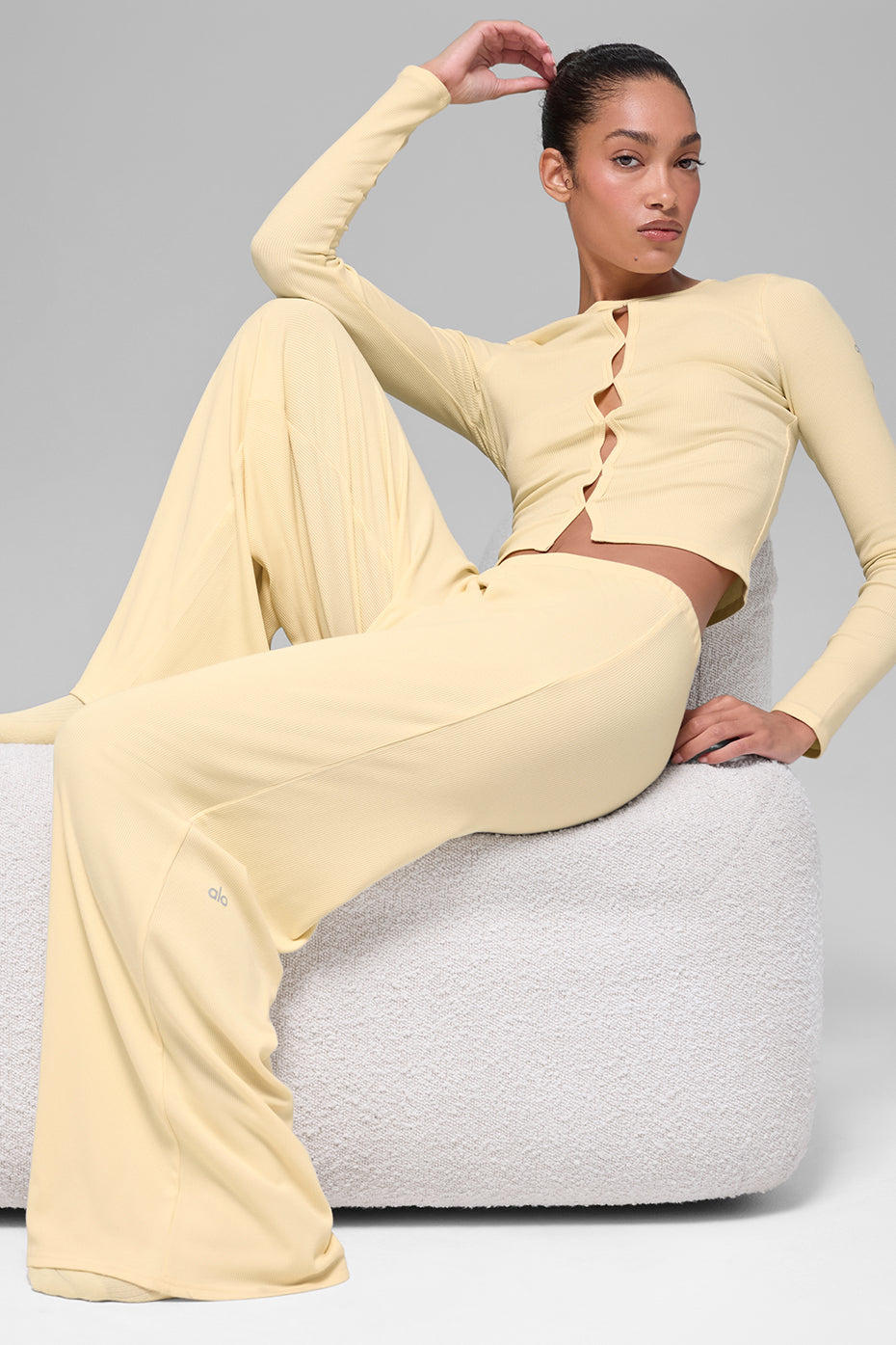 Mid-Rise Dreamlight Straight Pant