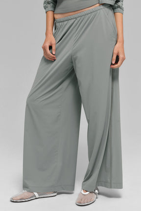 Breezy Wide Leg Pant (Regular)