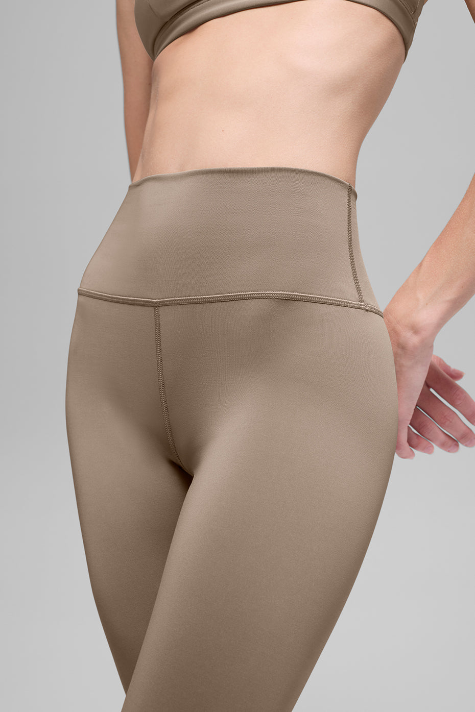High-Waist Airlift Legging