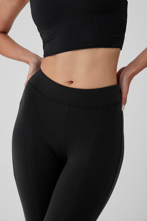 Airbrush High-Waist Flutter Legging