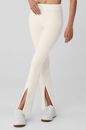 Airbrush High-Waist Flutter Legging