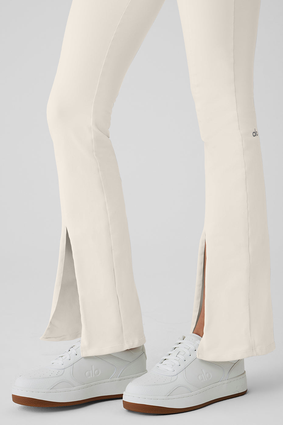 Airbrush High-Waist Flutter Legging