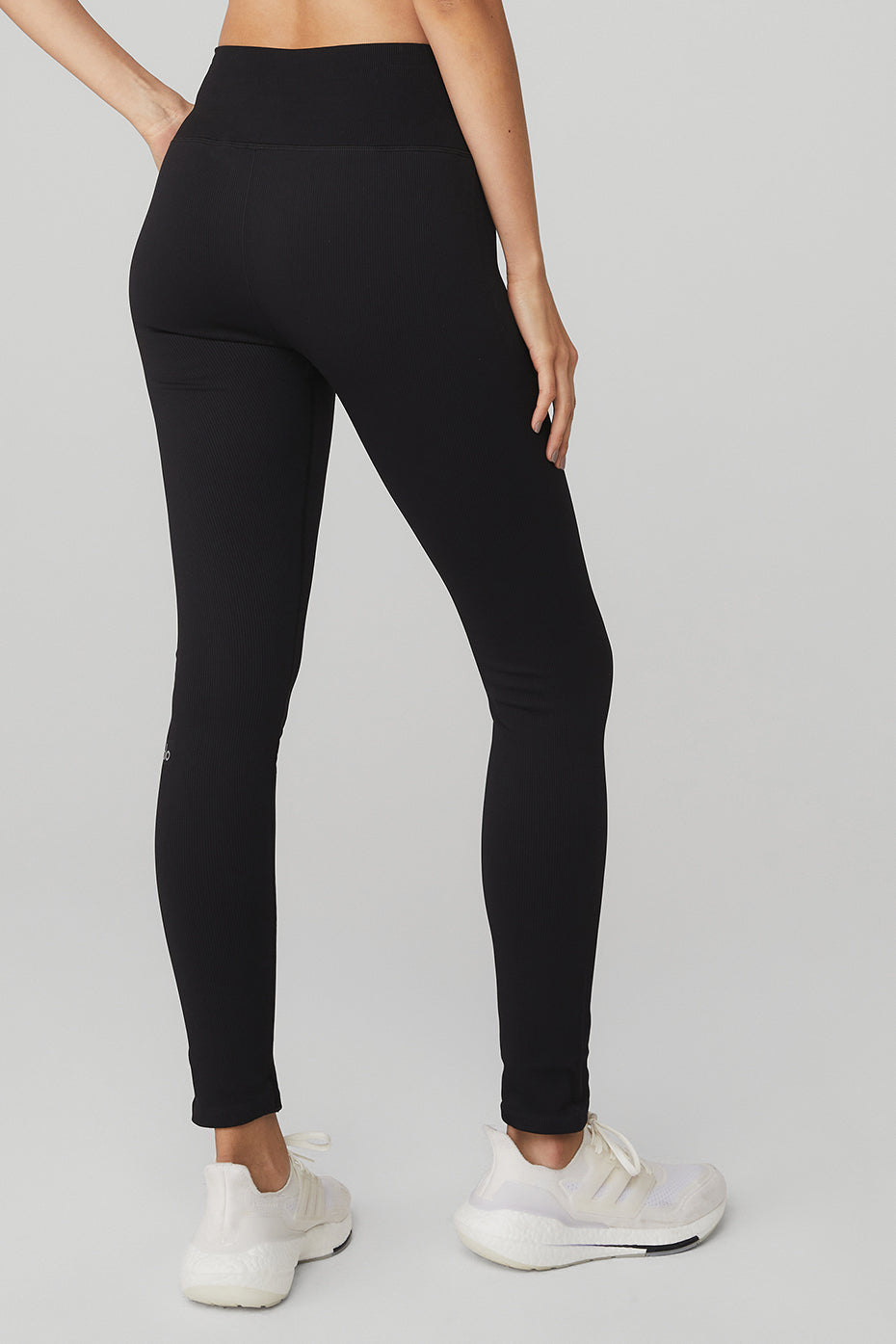 Seamless High-Waist Ribbed Legging