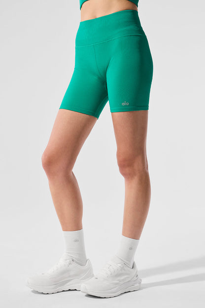 5" Seamless Ribbed Favorite Short