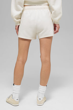 Accolade Short
