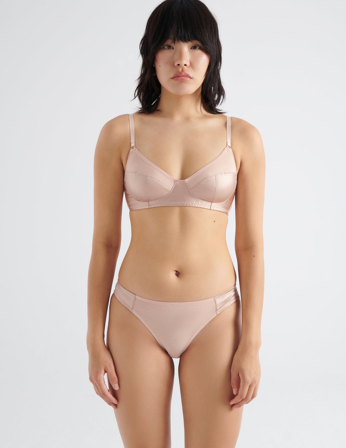 Saffi Panty Bare