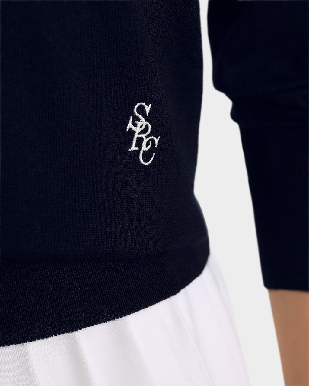 SRC Minimalist V-Neck Sweater - Navy/Off White/Alpine