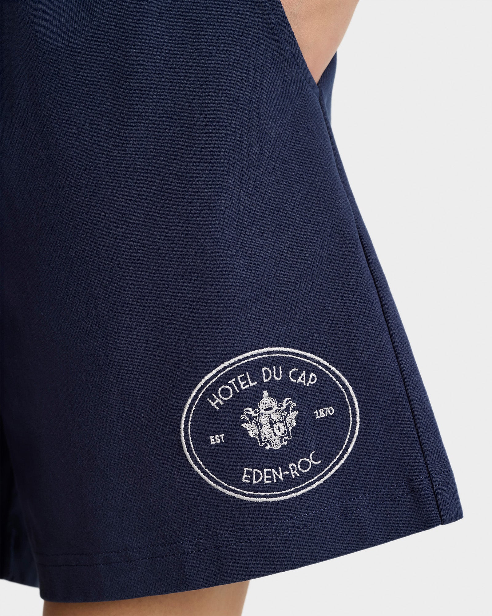 Eden Crest Gym Short - Navy/White