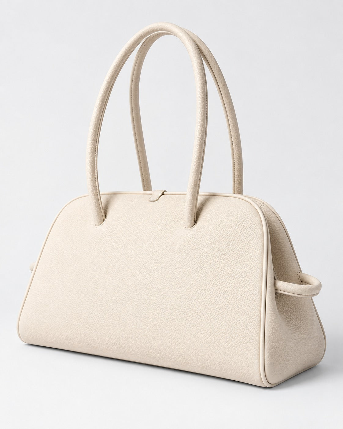 The Turismo Light Ivory