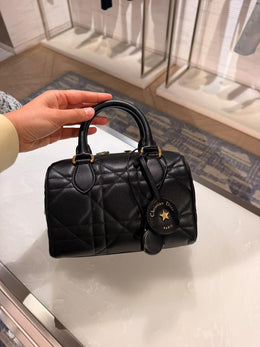 Soft Dior Groove 20 Bag in Black Macrocannage Calfskin