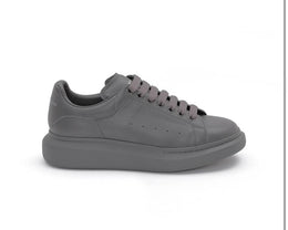 Oversized sneakers