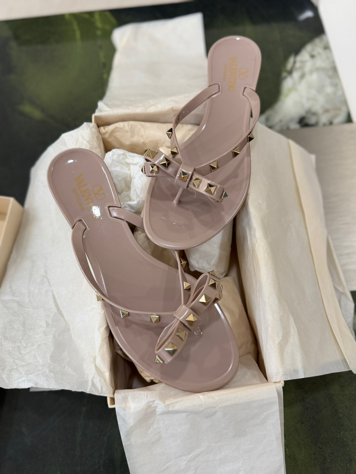 Valentino Garavani Rockstud Bow-Embellished Jelly Sandals