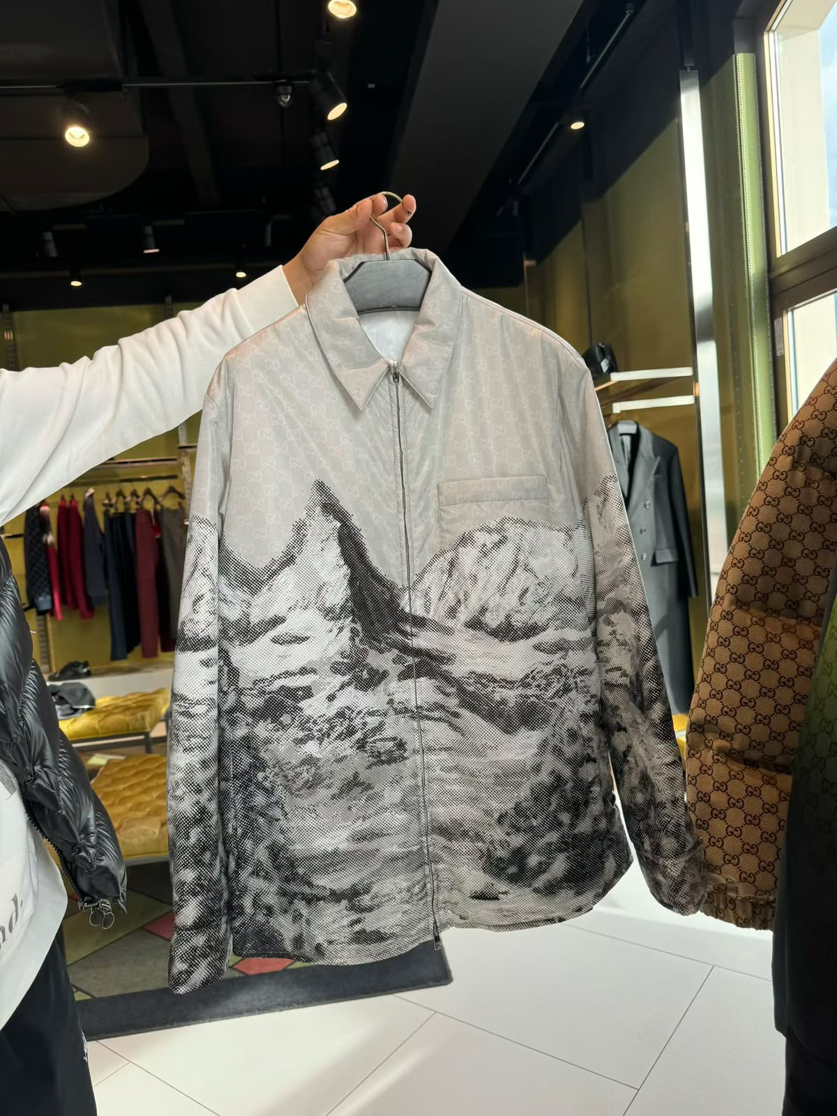 Gucci Mountain-Print Zip-Up Jacket