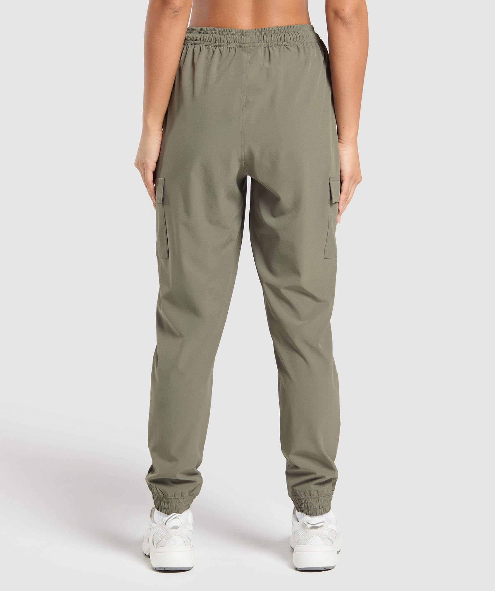 Gymshark Woven Cargo Pant - Base Green
