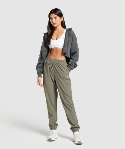 Gymshark Woven Cargo Pant - Base Green