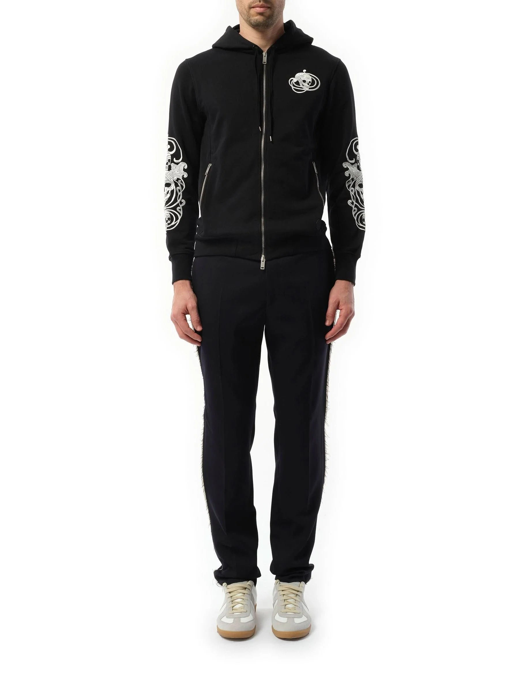 Emb Hoodie in Black