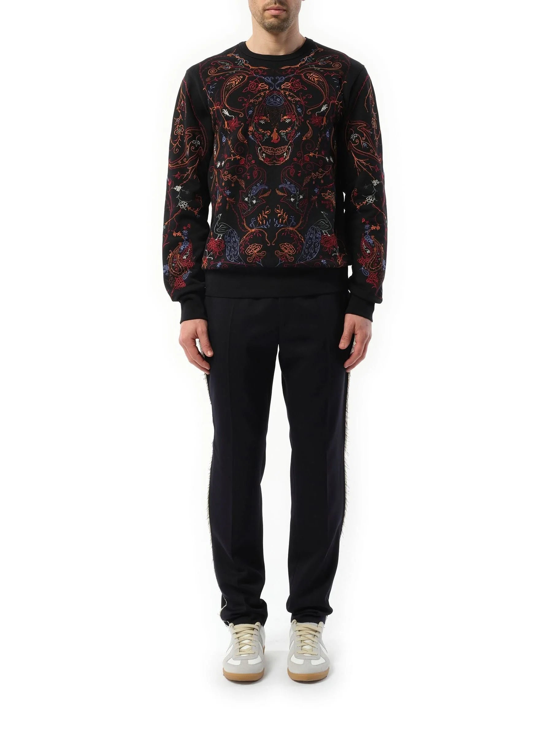 Victorian Emb Sweatshirt in Black