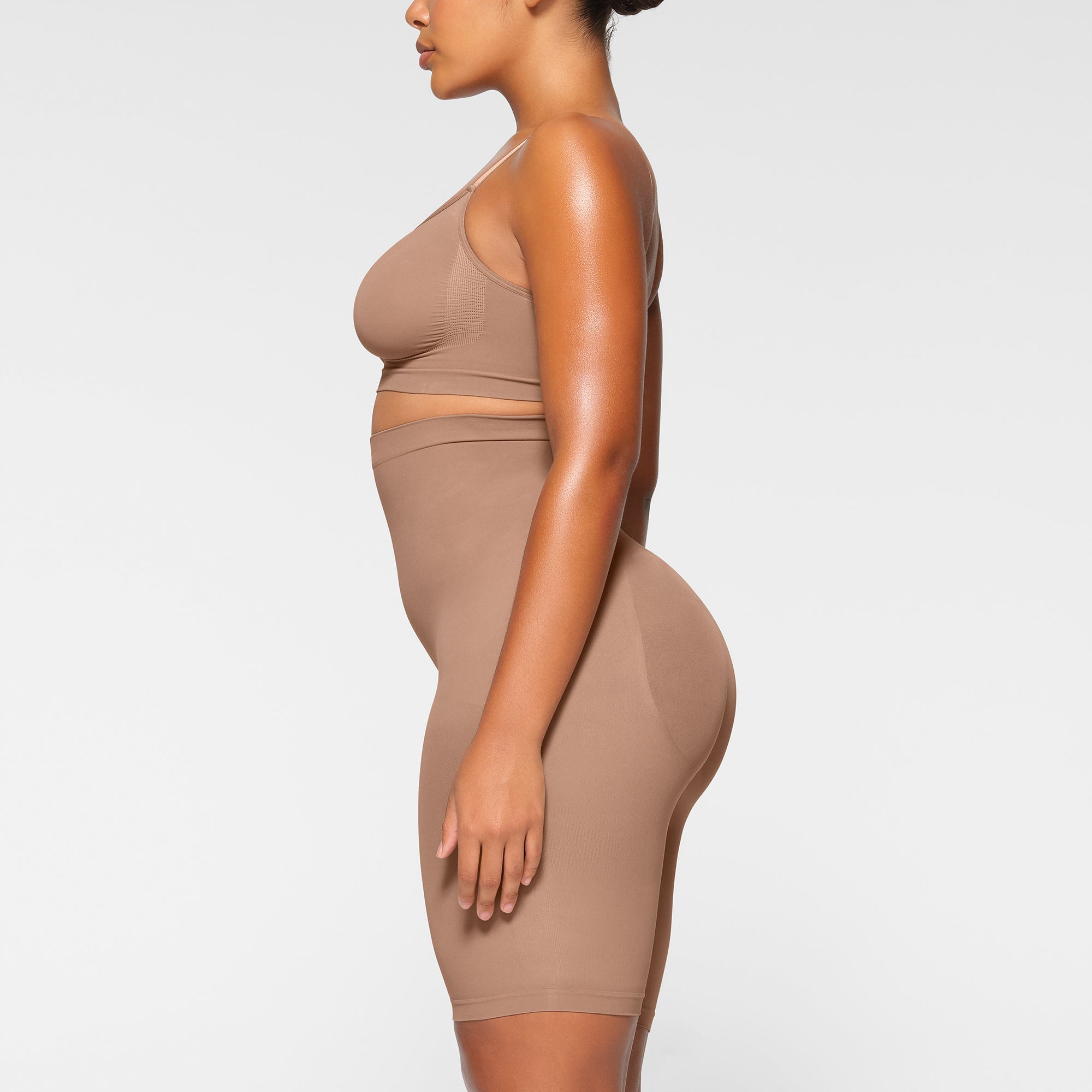 Seamless Sculpt High-waisted Above the Knee Short