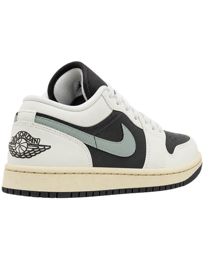 Air Jordan 1 Low 'Jade Smoke'