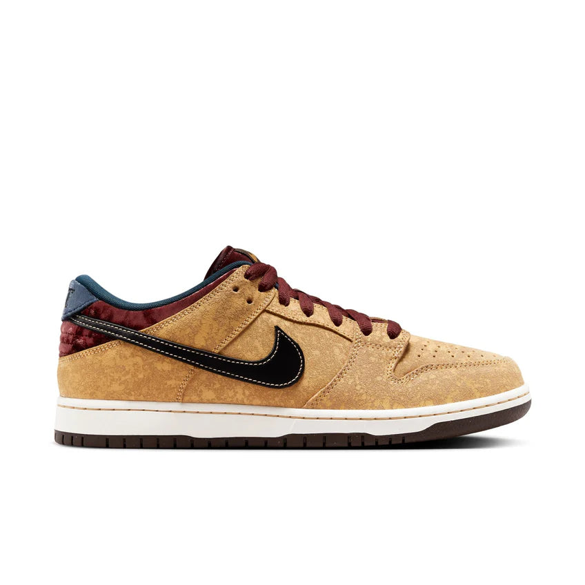 Nike Dunk Low SB 'City of Cinema' - Shoe size: UK 6 Sneakers | Shop From The Mirage