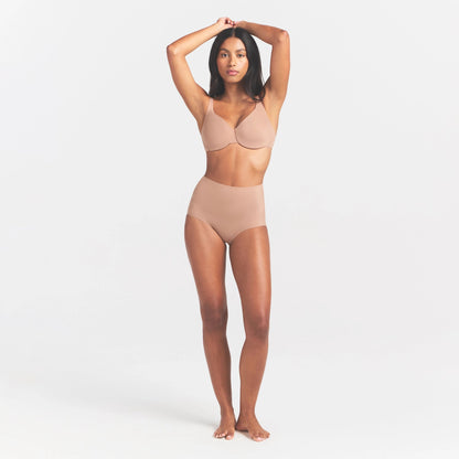 Smoothing Intimates High-waisted Brief
