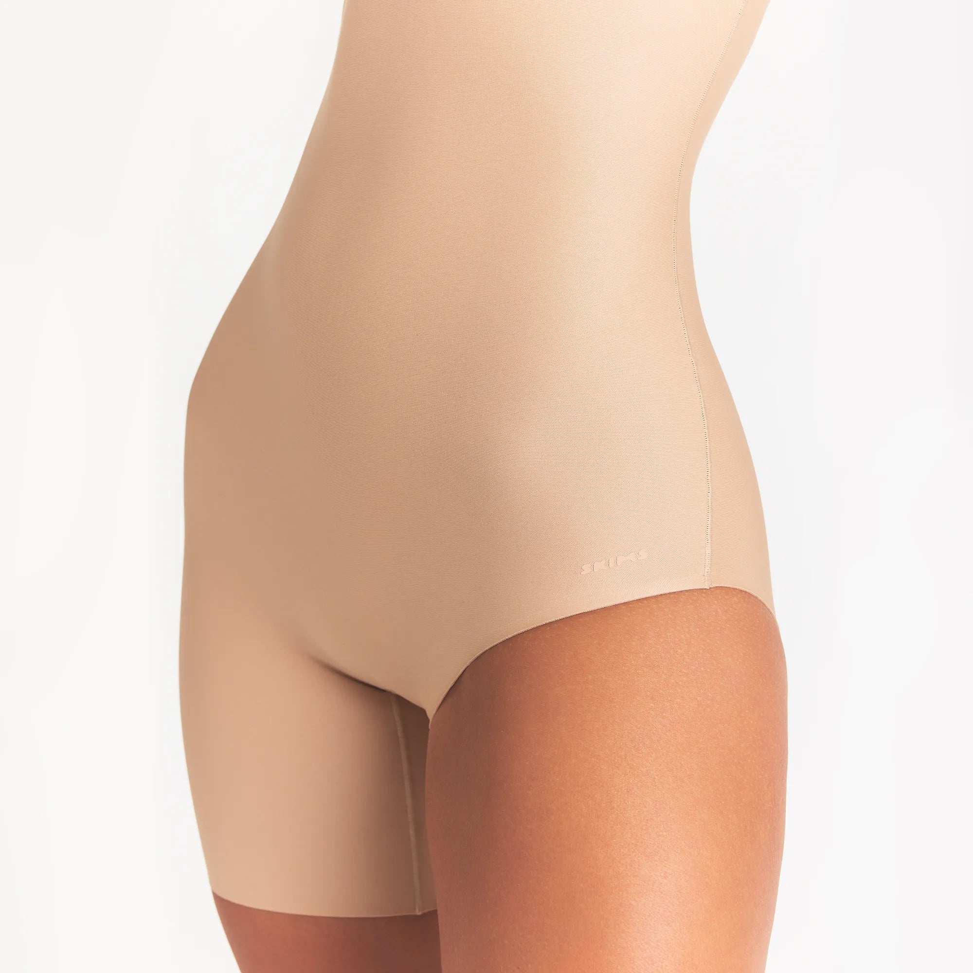 Skims Body Left Leg Solution Short