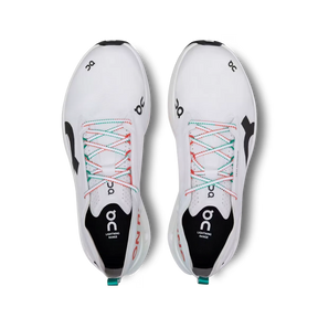 ON RUNNING Cloudboom Zone White | Flame