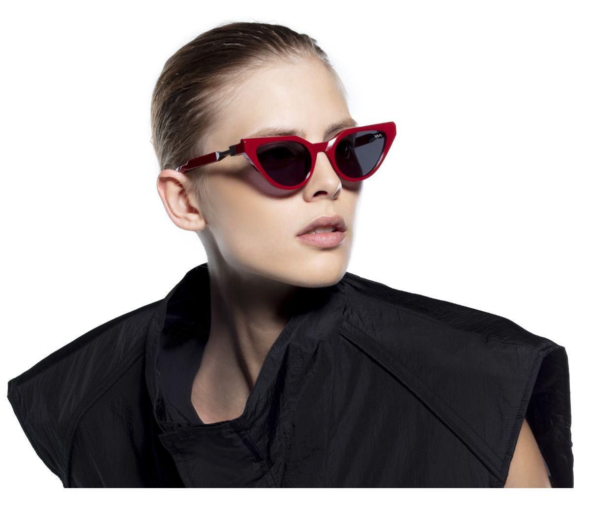 BL0028 RED 53