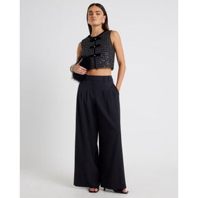 Black Boucle Sleeveless Bow Front Top